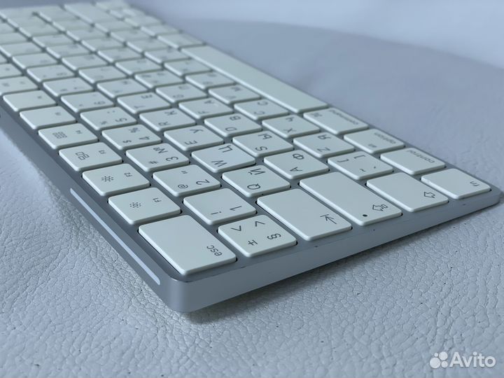 Клавиатура Apple Magic Keyboard 2 полностью рабоча