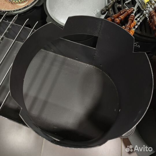 Мангал с очагом под казан 10-12л