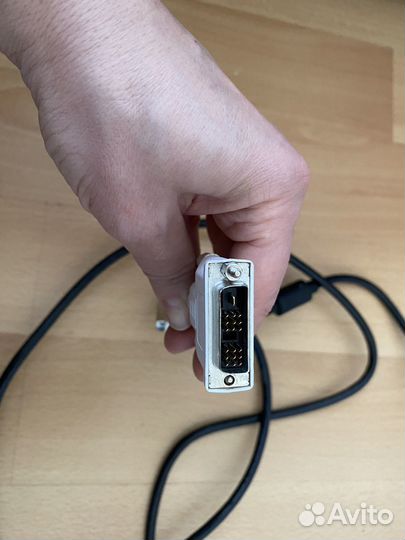 Кабель для компьютера