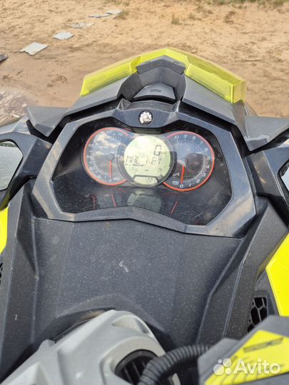 Продаюгидроцикл BRP RXP X 260