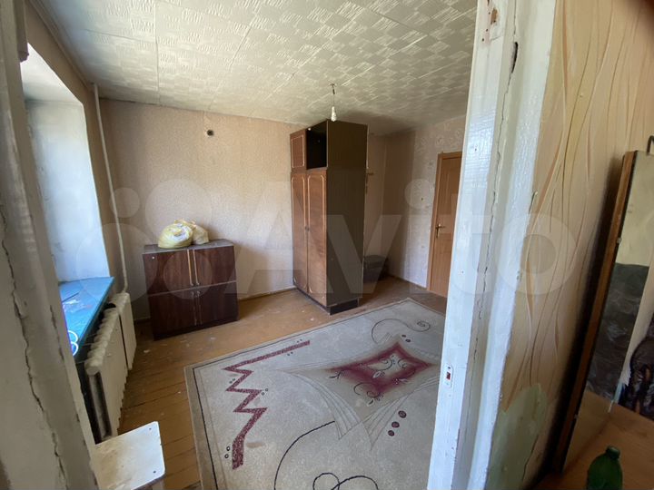 Комната 27 м² в 2-к., 2/5 эт.