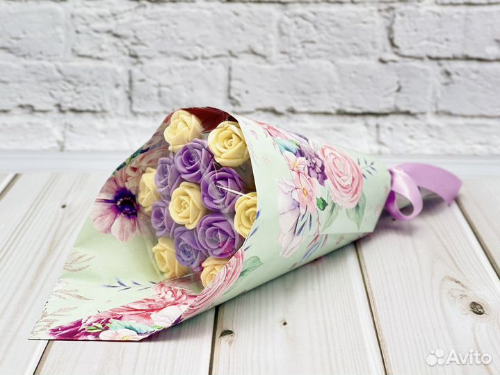 Розы из шоколада (белый шоколад)