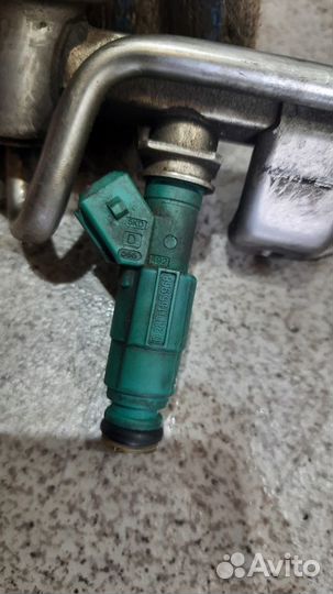 Топливная рампа для 1.8 t ARX Skoda Octavia a4