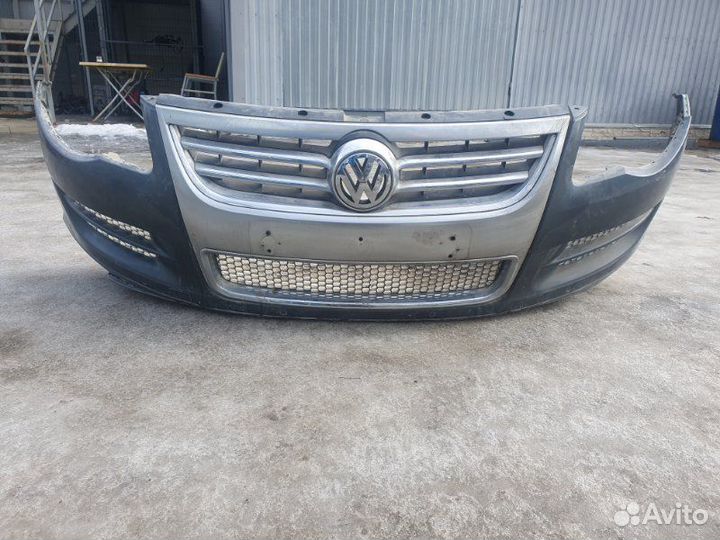 Бампер передний Volkswagen Touareg 3.6 BHK