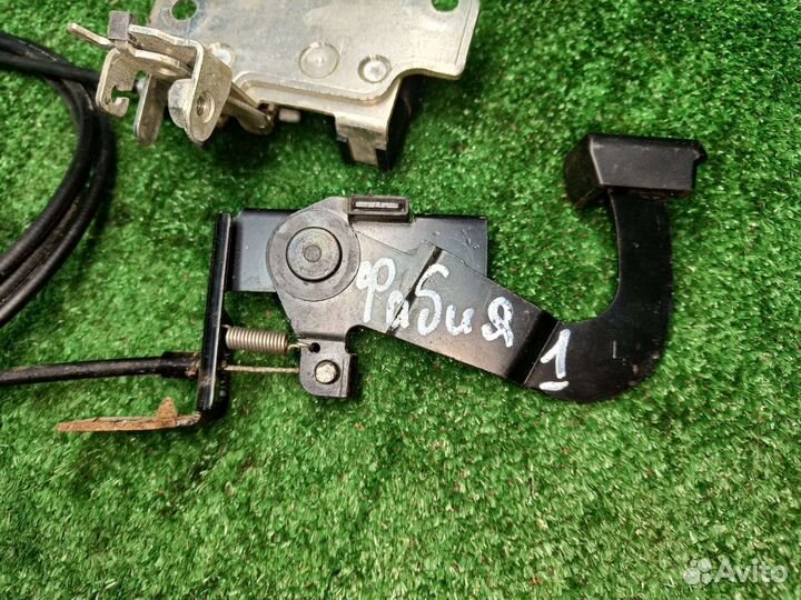 Трос открывания багажника Skoda Fabia 1