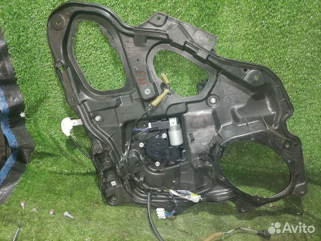 Стеклоподемник задний правый mazda Axela BK3P