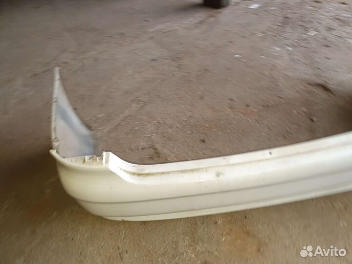 Задний бампер на ниссан цефиро 2000г