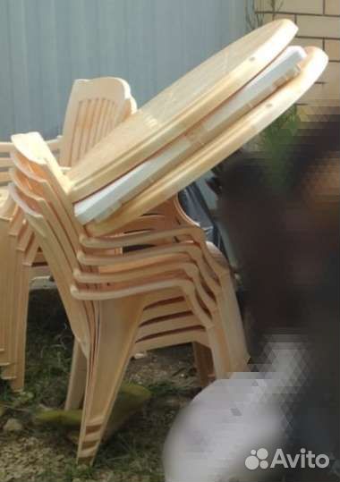 Стулья и столы