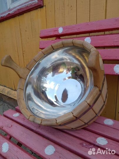 Деревянный ушат с оцинковкой внутри