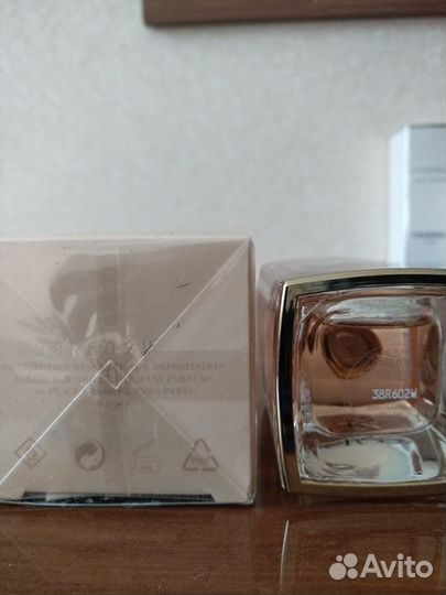 Si Giorgio Armani снятость