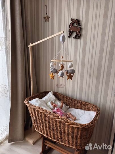 Мобиль на кроватку новый