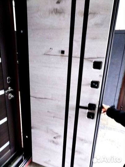 Дверь Входная со Склада