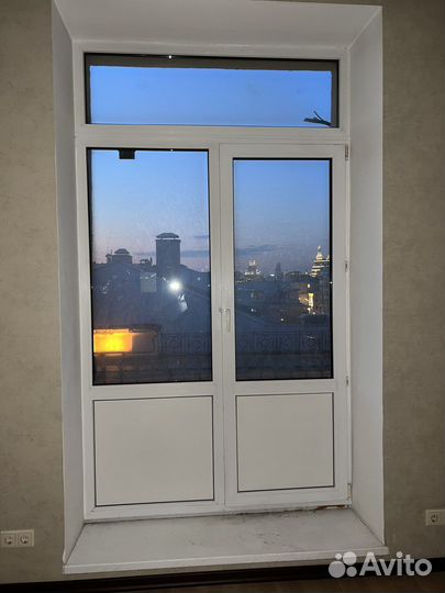 Окна пластиковые бу 188 х 152, двери см описание