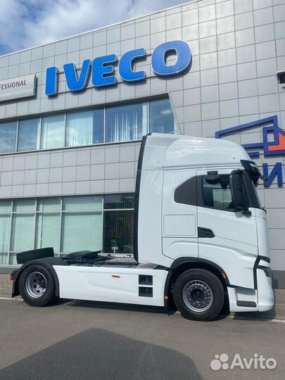IVECO S-Way 490, 2022