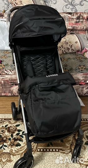 Прогулоная коляска luxmom