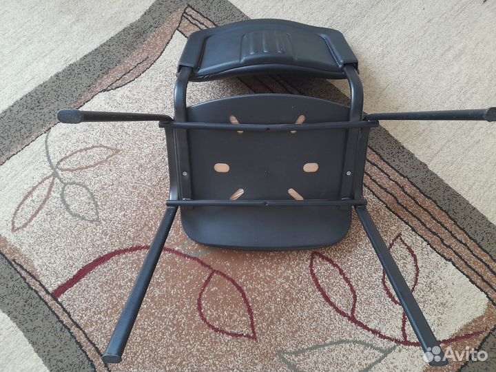 Офисный стул