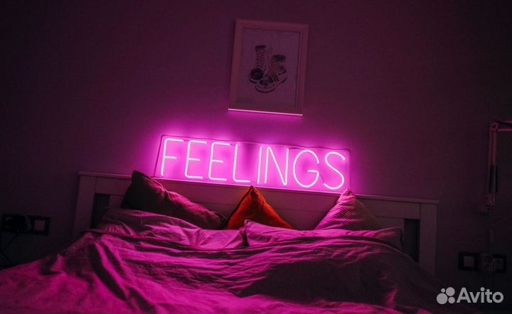 Неоновая вывеска на заказ и в наличии