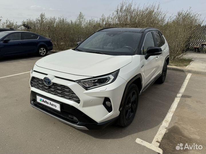 Toyota RAV4 2.5 AT, 2019, 76 000 км