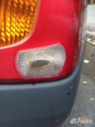 Задний фонарь