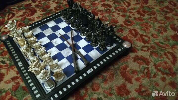 Шахматы Гарри Поттер (фигуры и журналы)