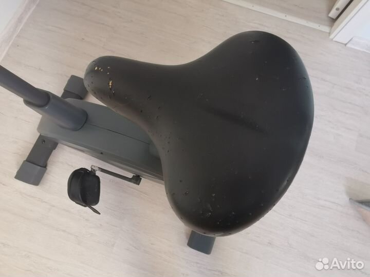 Велотренажер Riva B-252mtrn