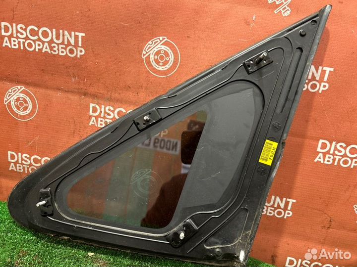 Стекло собачника заднее левое Hyundai Ix35 LM