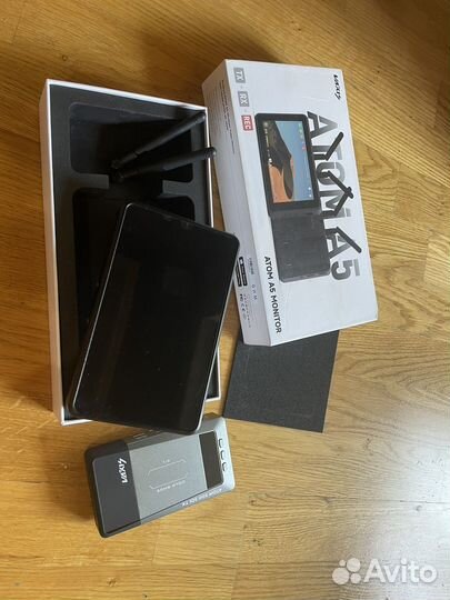 Сендер vaxis atom 500 sdi и монитор vaxis atom a5