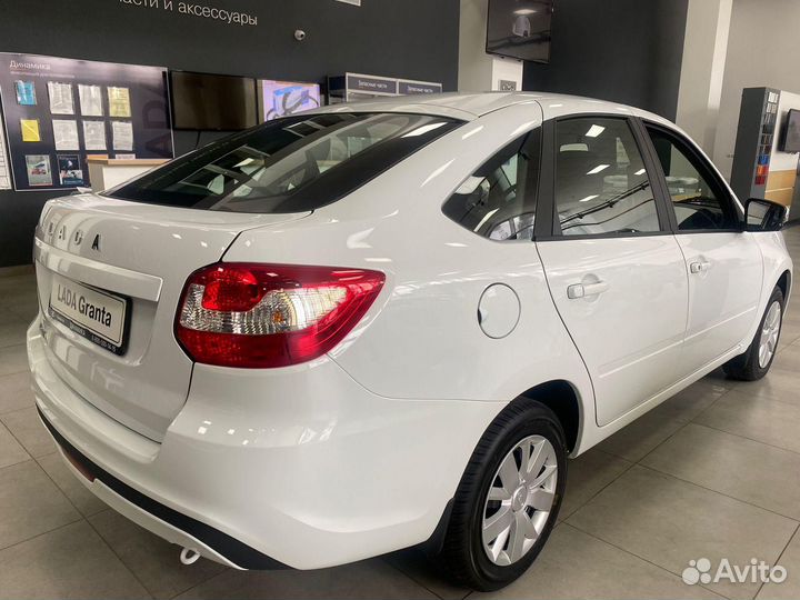 LADA Granta, 2023