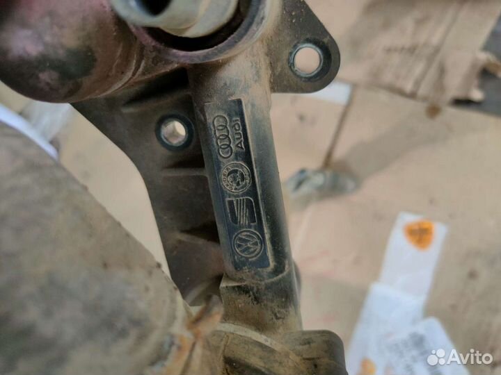 Корпус термостата Skoda Fabia 2 1.2