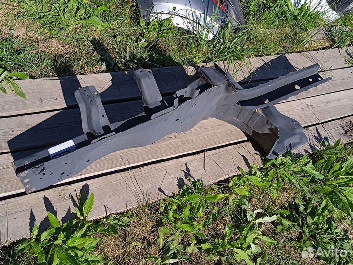 Hyundai Solaris 2010-2017 Лонжерон передний левый