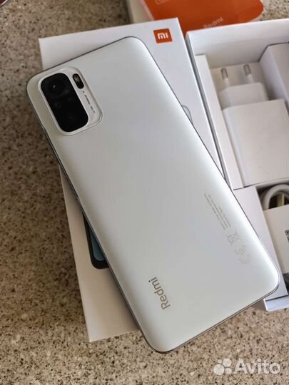 Телефон Xiaomi Redmi Note 10