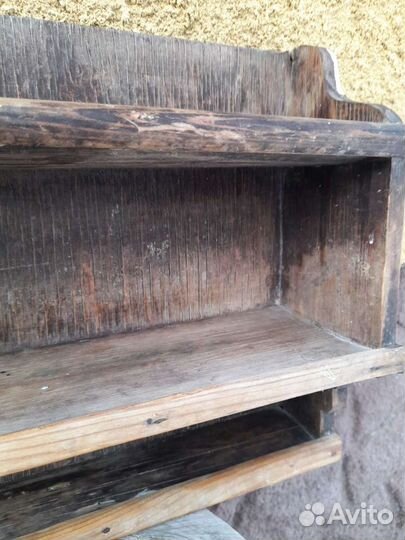 Антикварная подвесная полка