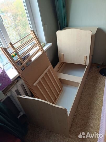 Кроватка трансформер с маятником