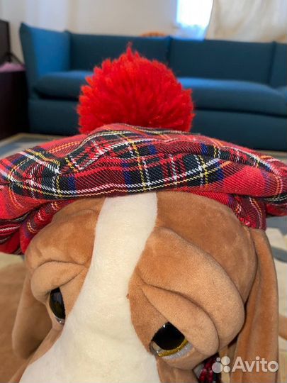 Большая мягкая игрушка собаки