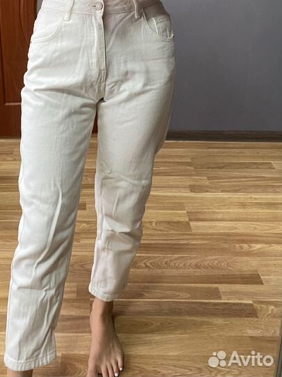 Джинсы широкие