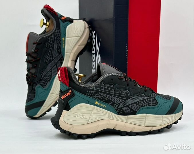 Кроссовки мужские Reebok Zig Kinetica 42размер