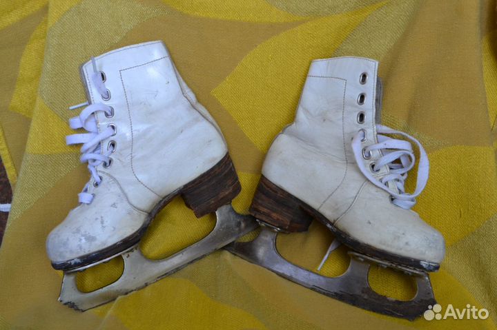 Коньки 28р