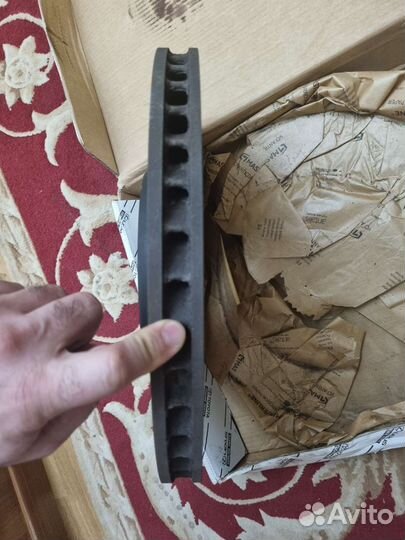 Тормозные диски Lexus GS F