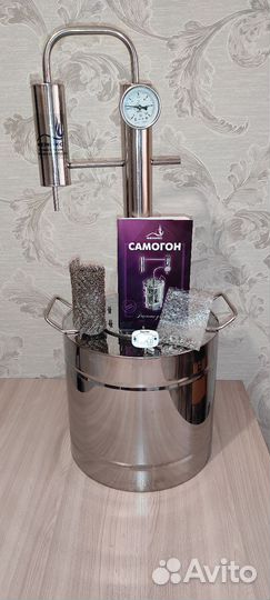 Дистиллятор бытовой, самогонный аппарат