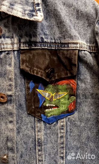 Джинсовая куртка