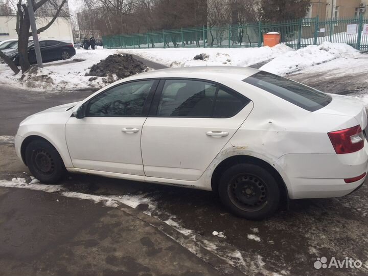 Skoda Octavia 1.6 AT, 2015, 395 000 км