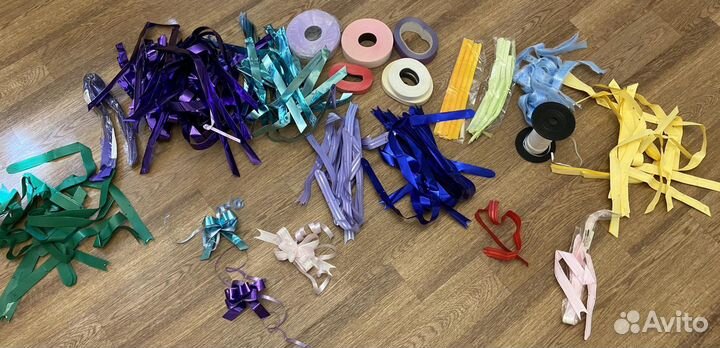 Подарочные банты, ленты