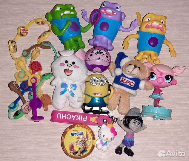 Игрушки из киндер сюрприза пакетом