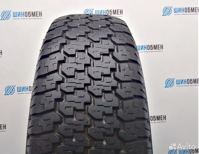 Bridgestone Dueler H/T D689 215/80 R16 107S