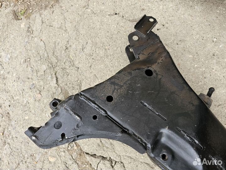 Подрамник Лансер 9 из Японии