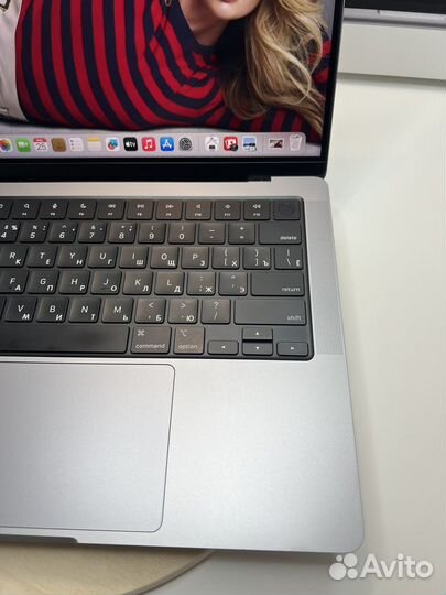 Apple macbook pro 14 2021 m1 Pro 16Gb 512SSD