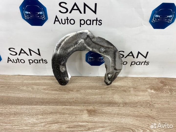 Пыльник тормозного диска передний правый Bmw 3 F30