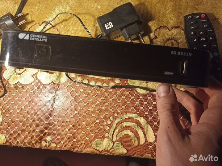 Ресивер триколор gs b531n