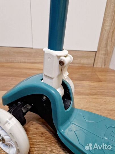 Самокат детский трехколесный новый