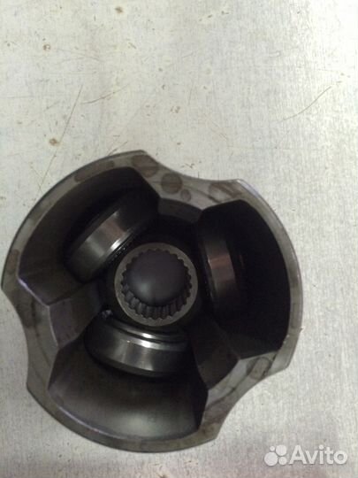 Граната внутренний на KIA sportage 49592-2Y200